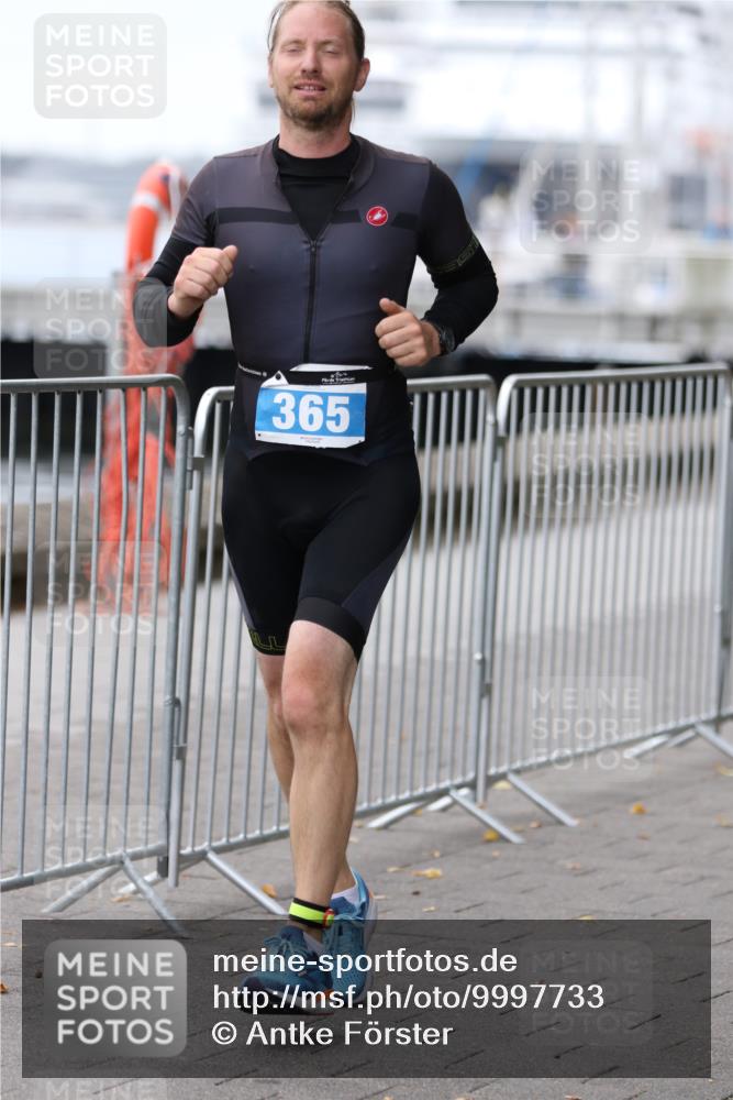 16.08.2026 - KN Förde Triathlon 2026 Antke Förster http://msf.ph/oto/9997733 16.08.2026 12:21:22 Laufen  meine-sportfotos.de