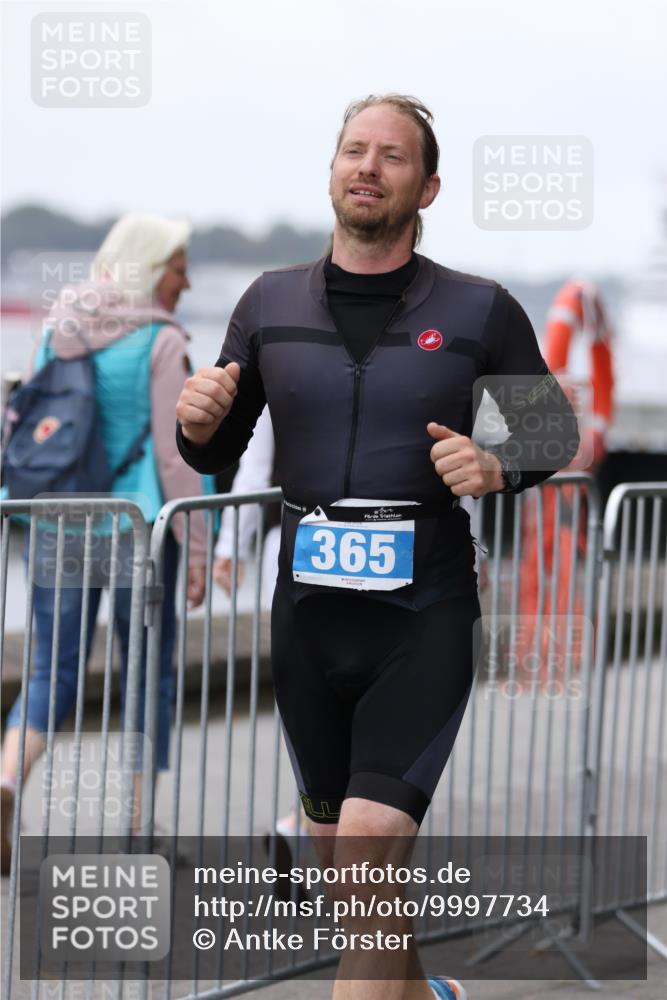 16.08.2026 - KN Förde Triathlon 2026 Antke Förster http://msf.ph/oto/9997734 16.08.2026 12:21:22 Laufen  meine-sportfotos.de