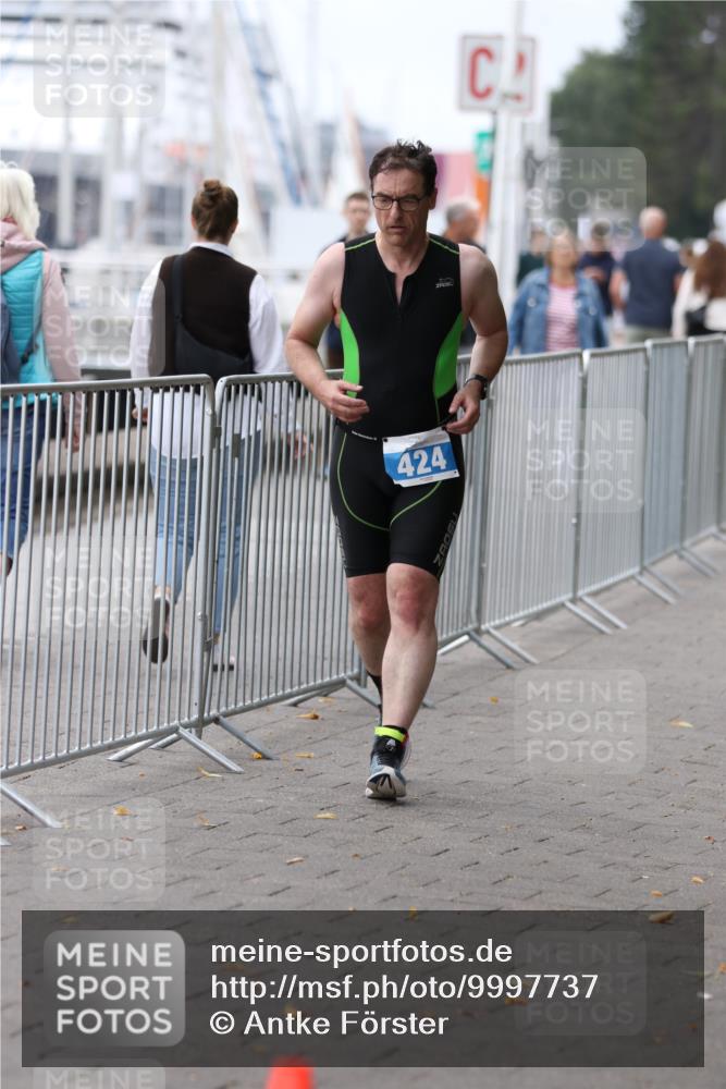 16.08.2026 - KN Förde Triathlon 2026 Antke Förster http://msf.ph/oto/9997737 16.08.2026 12:21:28 Laufen  meine-sportfotos.de
