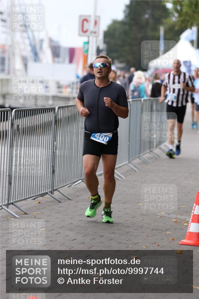 16.08.2026 - KN Förde Triathlon 2026 Antke Förster http://msf.ph/oto/9997744 16.08.2026 12:21:47 Laufen  meine-sportfotos.de
