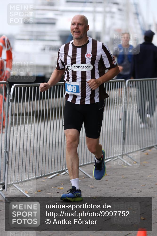 16.08.2026 - KN Förde Triathlon 2026 Antke Förster http://msf.ph/oto/9997752 16.08.2026 12:21:53 Laufen  meine-sportfotos.de