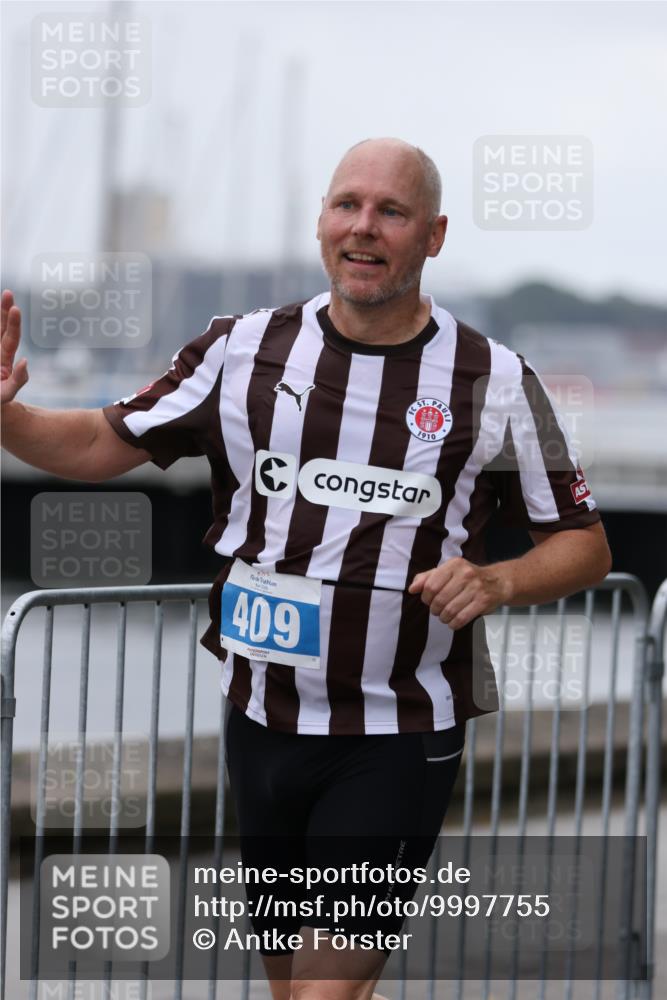 16.08.2026 - KN Förde Triathlon 2026 Antke Förster http://msf.ph/oto/9997755 16.08.2026 12:21:55 Laufen  meine-sportfotos.de