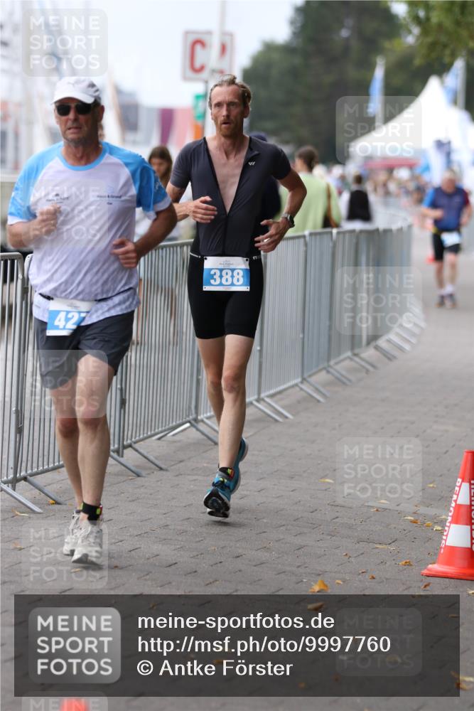 16.08.2026 - KN Förde Triathlon 2026 Antke Förster http://msf.ph/oto/9997760 16.08.2026 12:22:00 Laufen  meine-sportfotos.de