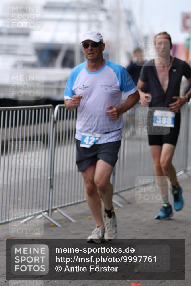 16.08.2026 - KN Förde Triathlon 2026 Antke Förster http://msf.ph/oto/9997761 16.08.2026 12:22:00 Laufen  meine-sportfotos.de
