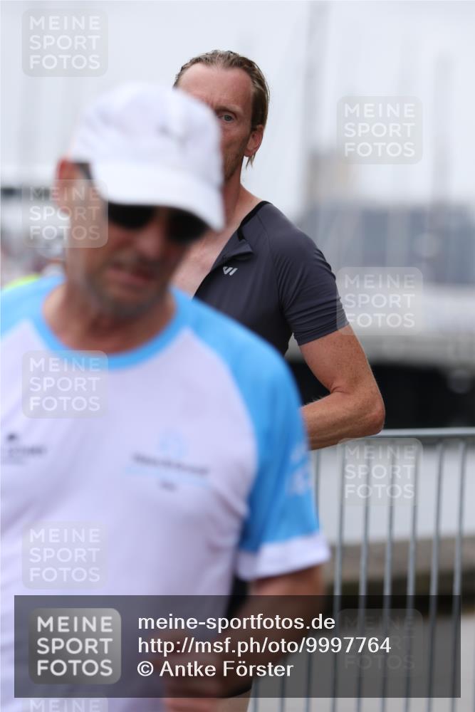 16.08.2026 - KN Förde Triathlon 2026 Antke Förster http://msf.ph/oto/9997764 16.08.2026 12:22:04 Laufen  meine-sportfotos.de
