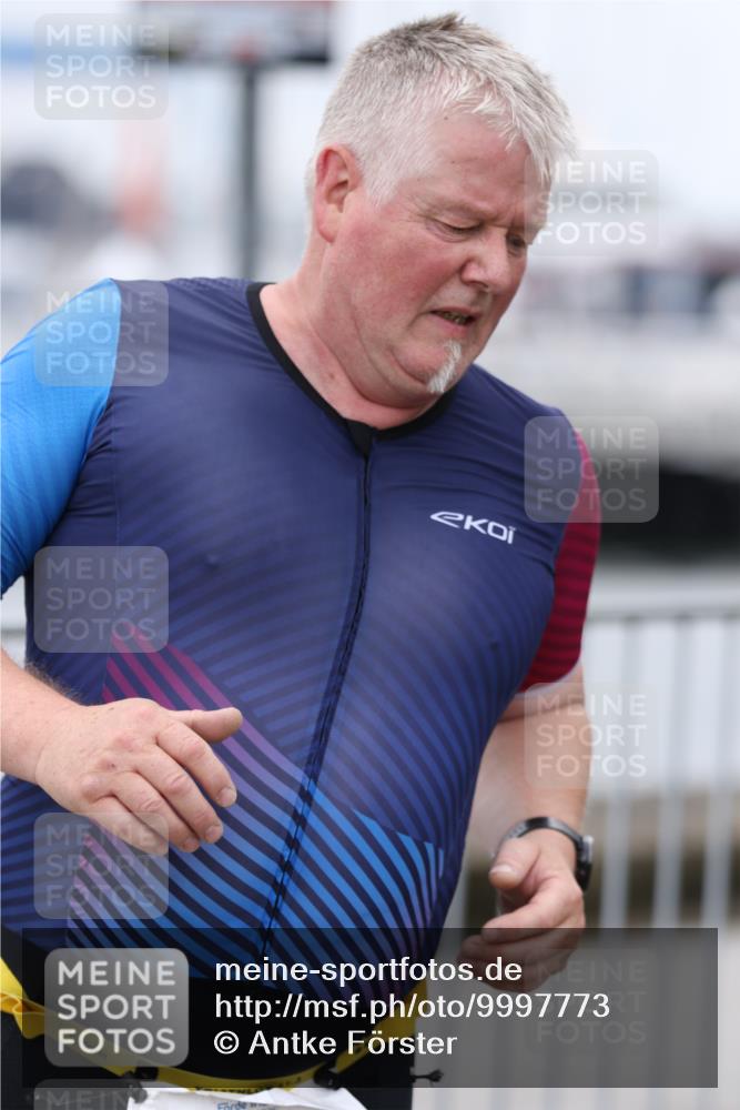 16.08.2026 - KN Förde Triathlon 2026 Antke Förster http://msf.ph/oto/9997773 16.08.2026 12:22:22 Laufen  meine-sportfotos.de