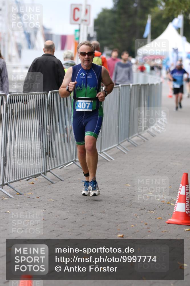 16.08.2026 - KN Förde Triathlon 2026 Antke Förster http://msf.ph/oto/9997774 16.08.2026 12:22:36 Laufen  meine-sportfotos.de