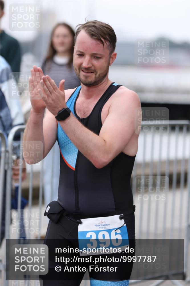 16.08.2026 - KN Förde Triathlon 2026 Antke Förster http://msf.ph/oto/9997787 16.08.2026 12:22:51 Laufen  meine-sportfotos.de