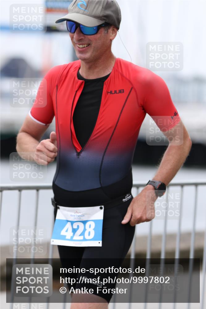 16.08.2026 - KN Förde Triathlon 2026 Antke Förster http://msf.ph/oto/9997802 16.08.2026 12:23:18 Laufen  meine-sportfotos.de