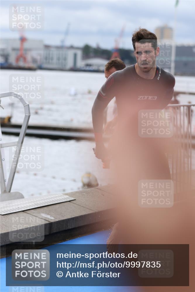 16.08.2026 - KN Förde Triathlon 2026 Antke Förster http://msf.ph/oto/9997835 16.08.2026 12:37:16 Schwimmen 503, 501, 502, 503, 510 meine-sportfotos.de