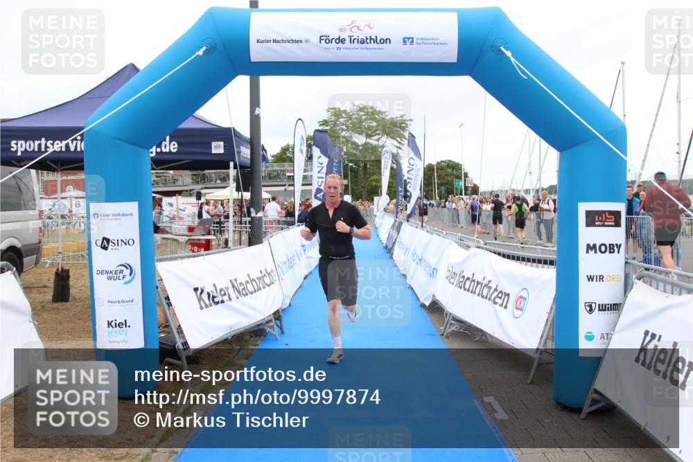16.08.2026 - KN Förde Triathlon 2026 Markus Tischler http://msf.ph/oto/9997874 16.08.2026 12:03:43 Ziel 312, 312 meine-sportfotos.de