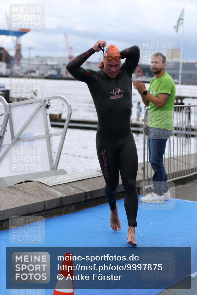 16.08.2026 - KN Förde Triathlon 2026 Antke Förster http://msf.ph/oto/9997875 16.08.2026 12:40:06 Schwimmen 508, 512, 518, 531, 513, 526 meine-sportfotos.de