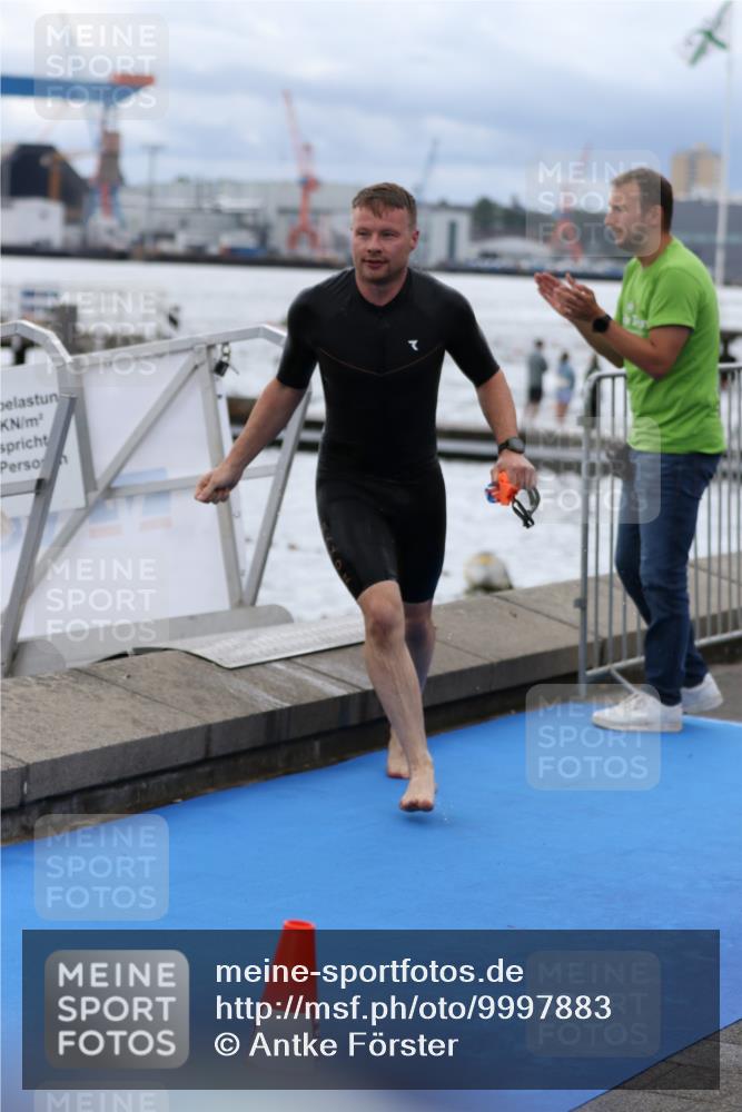 16.08.2026 - KN Förde Triathlon 2026 Antke Förster http://msf.ph/oto/9997883 16.08.2026 12:40:25 Schwimmen 508, 526, 531, 509, 513, 514, 522, 534 meine-sportfotos.de