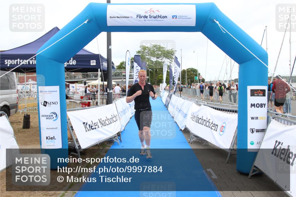16.08.2026 - KN Förde Triathlon 2026 Markus Tischler http://msf.ph/oto/9997884 16.08.2026 12:03:43 Ziel 312, 312 meine-sportfotos.de