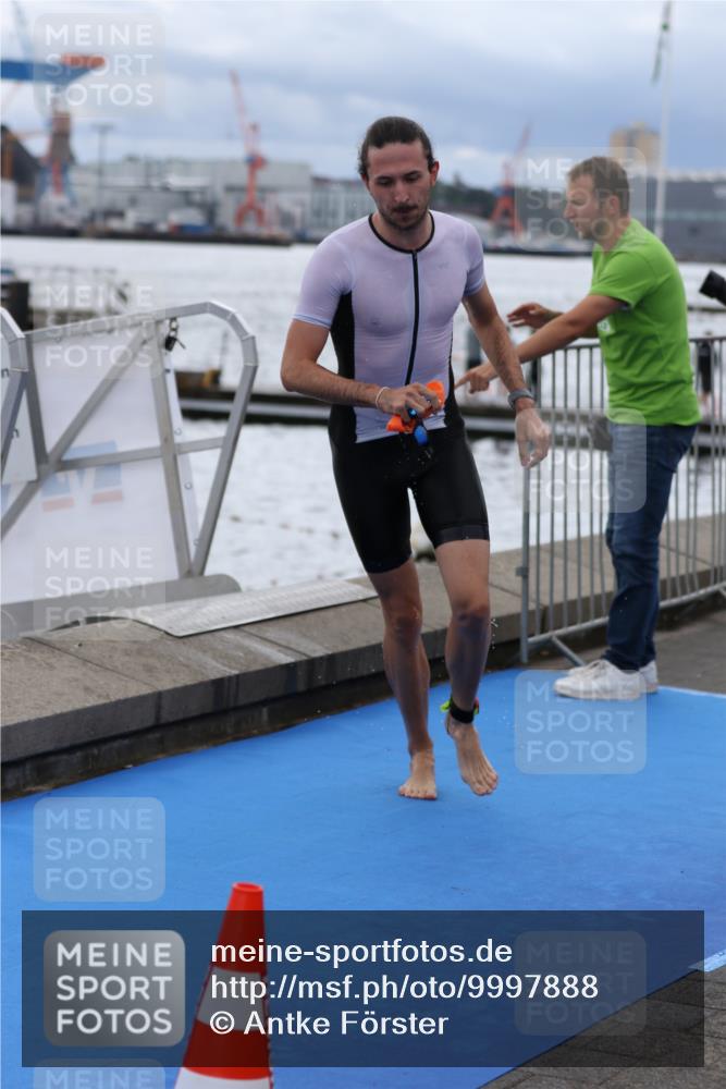 16.08.2026 - KN Förde Triathlon 2026 Antke Förster http://msf.ph/oto/9997888 16.08.2026 12:40:45 Schwimmen 513, 514, 507, 509, 519, 521, 522, 534 meine-sportfotos.de