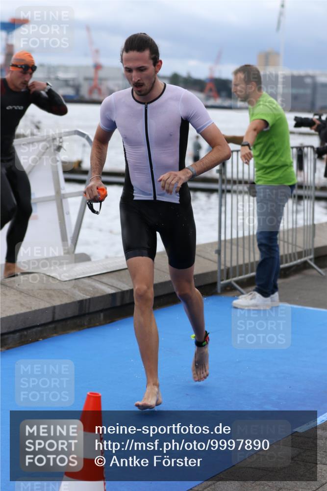 16.08.2026 - KN Förde Triathlon 2026 Antke Förster http://msf.ph/oto/9997890 16.08.2026 12:40:45 Schwimmen 513, 514, 507, 509, 519, 521, 522, 534 meine-sportfotos.de