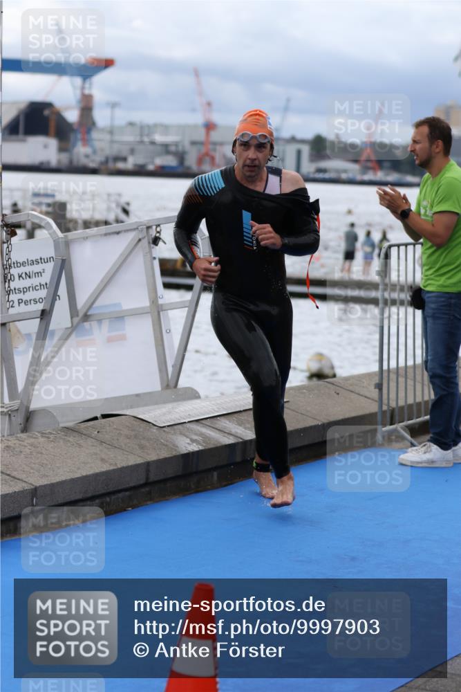 16.08.2026 - KN Förde Triathlon 2026 Antke Förster http://msf.ph/oto/9997903 16.08.2026 12:40:52 Schwimmen 509, 514, 522, 534, 506, 507, 519, 521 meine-sportfotos.de