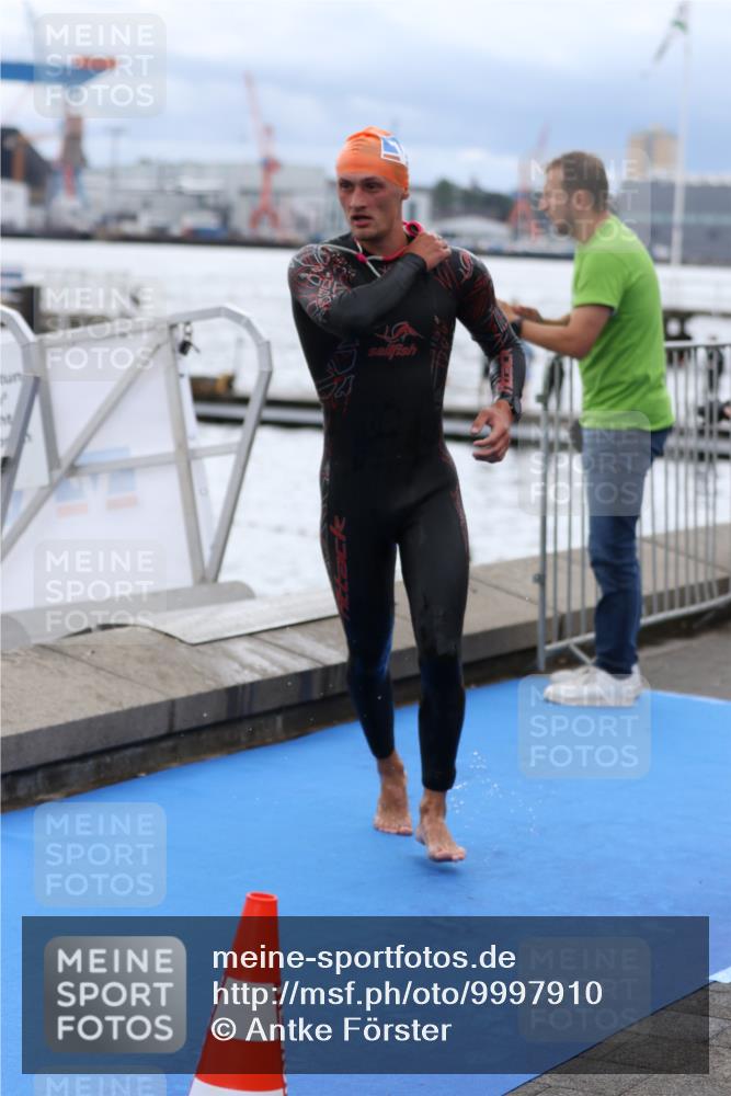 16.08.2026 - KN Förde Triathlon 2026 Antke Förster http://msf.ph/oto/9997910 16.08.2026 12:40:56 Schwimmen 507, 509, 514, 519, 522, 534, 506, 521, 543 meine-sportfotos.de