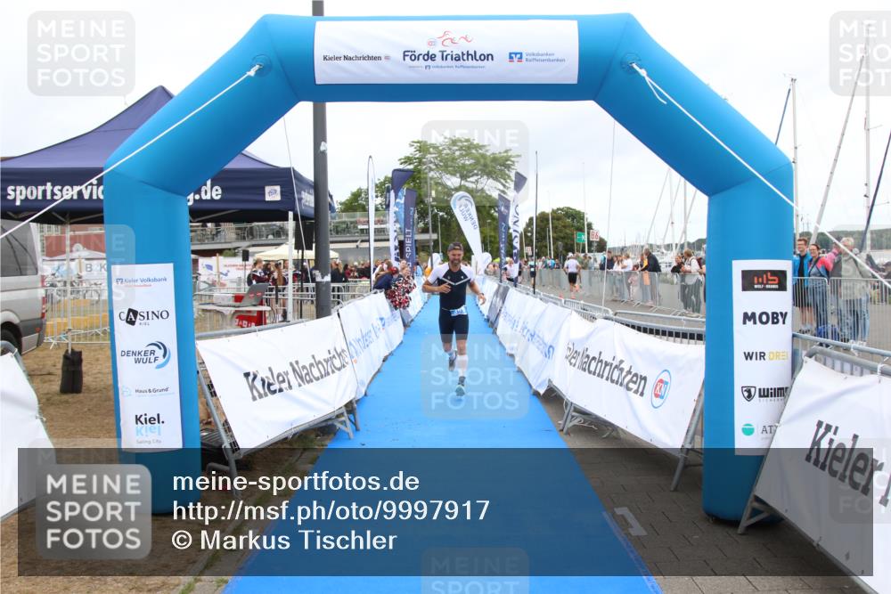 16.08.2026 - KN Förde Triathlon 2026 Markus Tischler http://msf.ph/oto/9997917 16.08.2026 12:04:58 Ziel 359, 359 meine-sportfotos.de