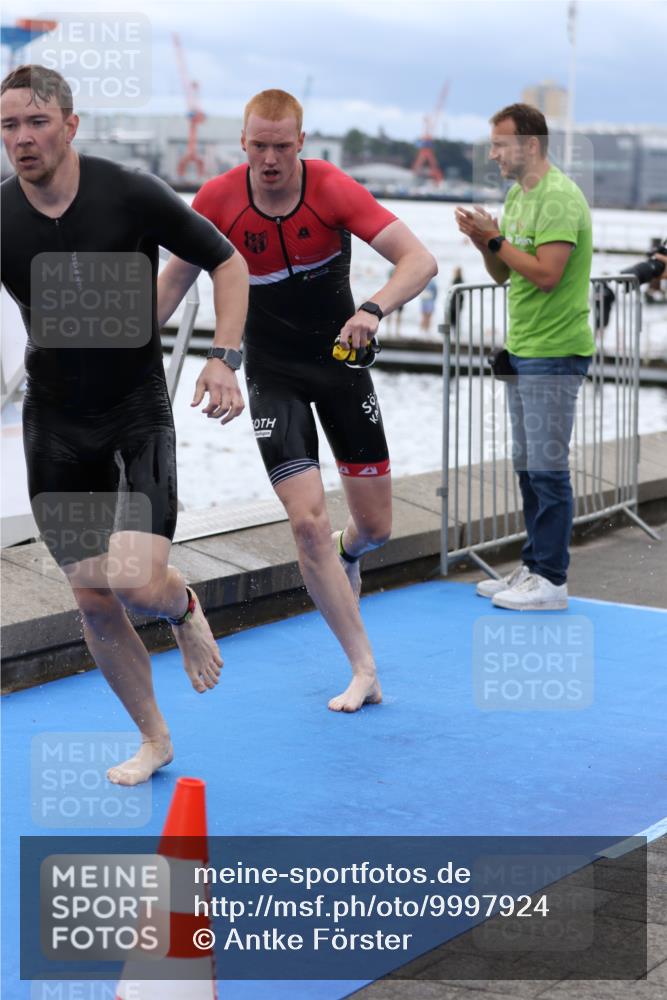 16.08.2026 - KN Förde Triathlon 2026 Antke Förster http://msf.ph/oto/9997924 16.08.2026 12:41:21 Schwimmen 506, 521, 543, 520, 523, 527, 528, 540, 543 meine-sportfotos.de