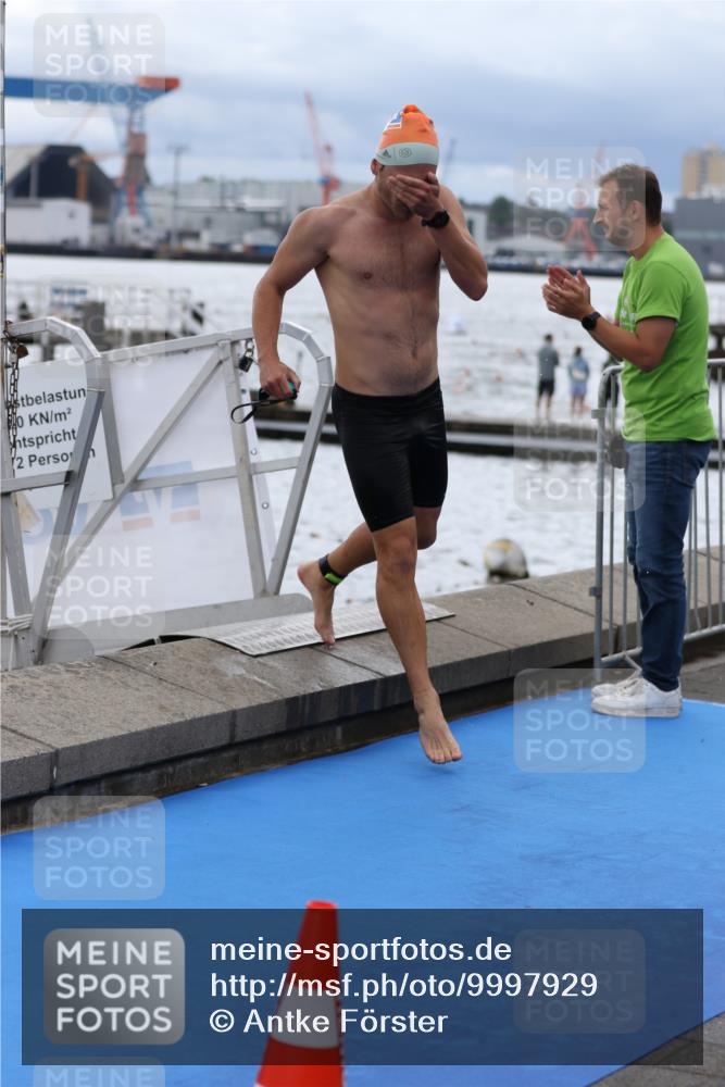 16.08.2026 - KN Förde Triathlon 2026 Antke Förster http://msf.ph/oto/9997929 16.08.2026 12:41:25 Schwimmen 506, 521, 523, 543, 511, 520, 527, 528, 540 meine-sportfotos.de