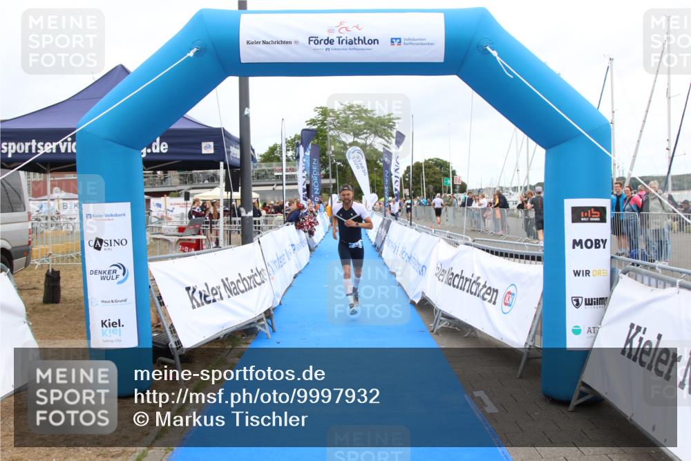 16.08.2026 - KN Förde Triathlon 2026 Markus Tischler http://msf.ph/oto/9997932 16.08.2026 12:04:59 Ziel 359, 359 meine-sportfotos.de