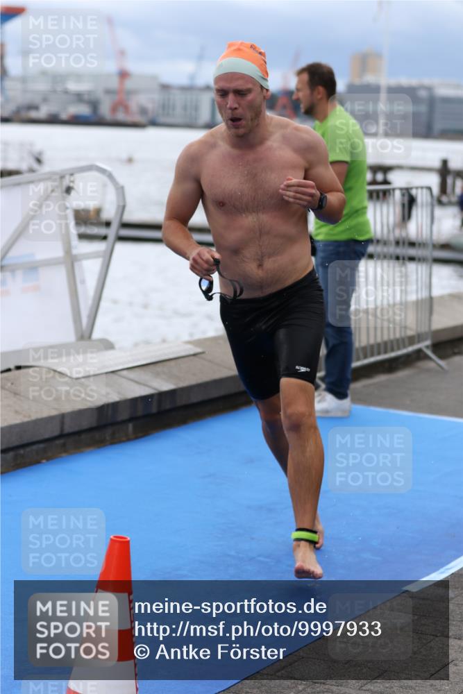 16.08.2026 - KN Förde Triathlon 2026 Antke Förster http://msf.ph/oto/9997933 16.08.2026 12:41:26 Schwimmen 506, 523, 528, 543, 511, 520, 527, 528, 540 meine-sportfotos.de