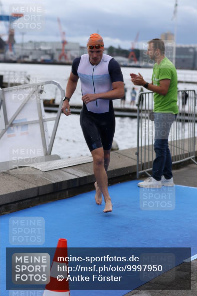 16.08.2026 - KN Förde Triathlon 2026 Antke Förster http://msf.ph/oto/9997950 16.08.2026 12:41:40 Schwimmen 506, 520, 523, 527, 528, 540, 543, 511, 520, 524 meine-sportfotos.de