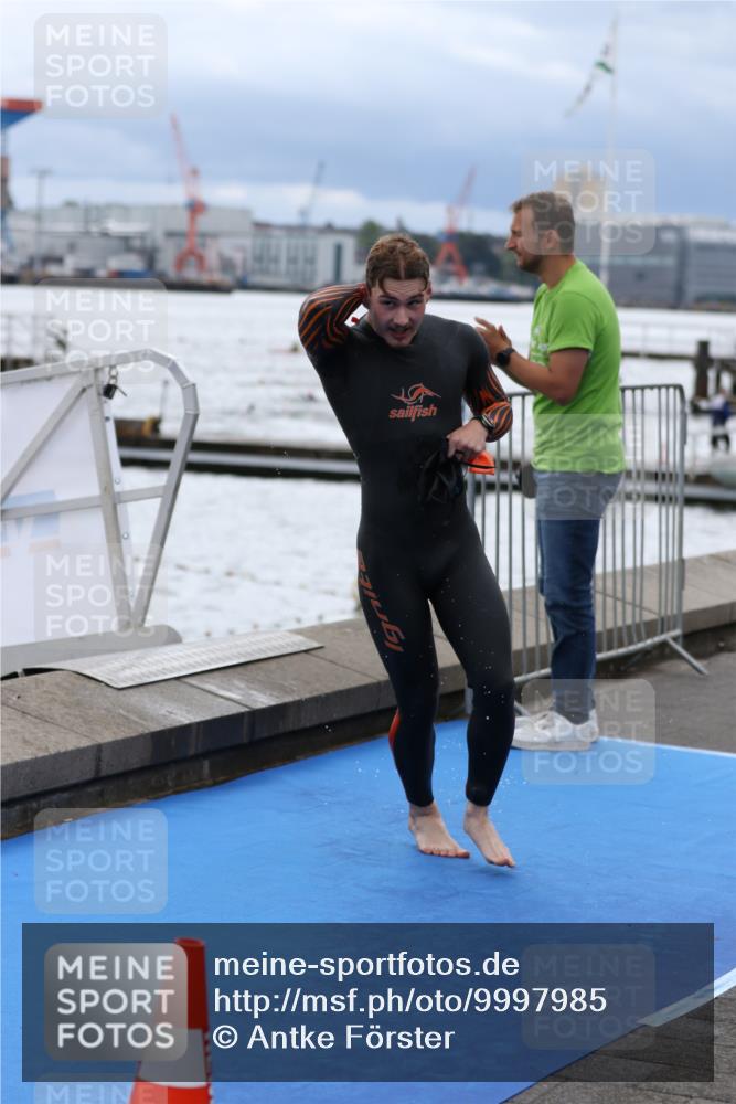 16.08.2026 - KN Förde Triathlon 2026 Antke Förster http://msf.ph/oto/9997985 16.08.2026 12:42:28 Schwimmen 533, 542, 547, 590, 530, 538 meine-sportfotos.de