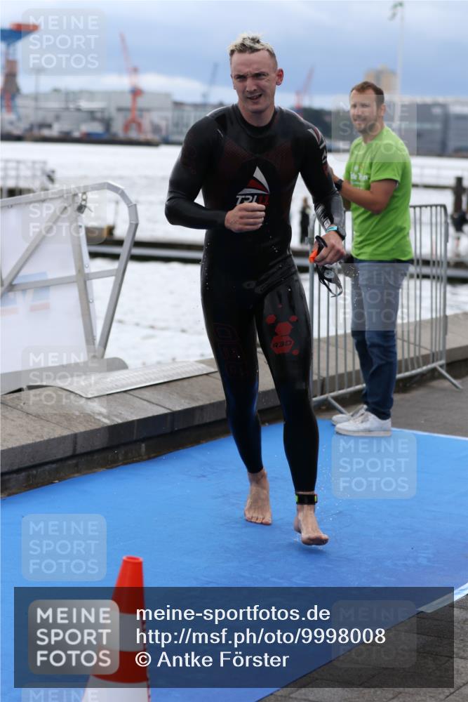 16.08.2026 - KN Förde Triathlon 2026 Antke Förster http://msf.ph/oto/9998008 16.08.2026 12:43:41 Schwimmen 551, 552, 552, 553 meine-sportfotos.de