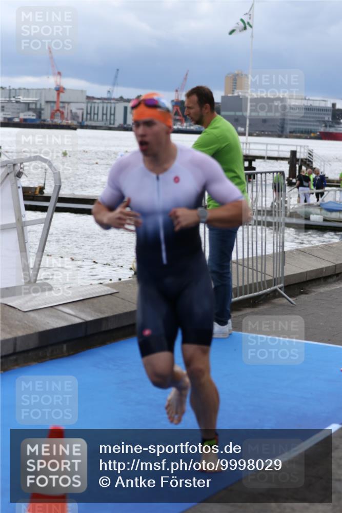 16.08.2026 - KN Förde Triathlon 2026 Antke Förster http://msf.ph/oto/9998029 16.08.2026 12:44:27 Schwimmen 532, 548, 553, 558, 575, 541, 544, 546, 556, 588, 598 meine-sportfotos.de