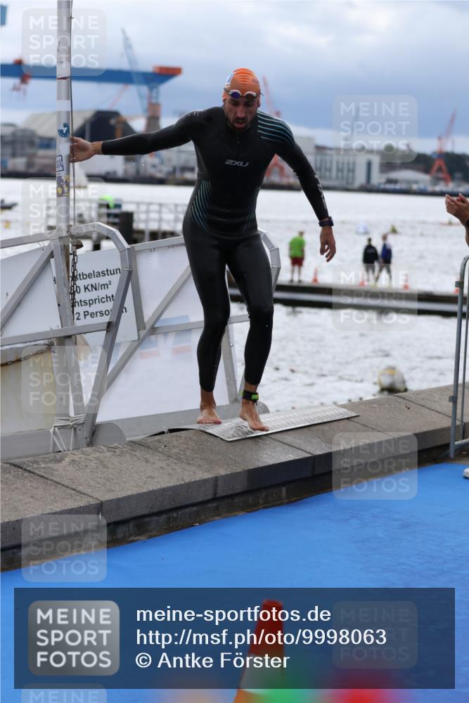 16.08.2026 - KN Förde Triathlon 2026 Antke Förster http://msf.ph/oto/9998063 16.08.2026 12:45:27 Schwimmen 550, 559, 574, 515, 545, 562, 574, 580, 587 meine-sportfotos.de