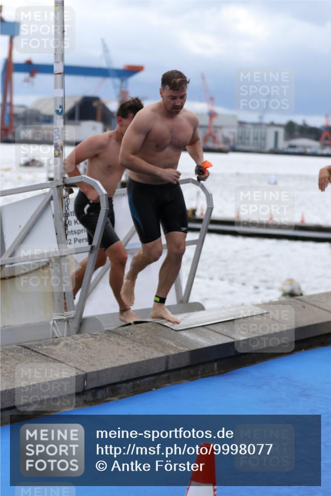 16.08.2026 - KN Förde Triathlon 2026 Antke Förster http://msf.ph/oto/9998077 16.08.2026 12:45:49 Schwimmen 545, 574, 580, 587, 515, 535, 557, 561, 562, 571, 701 meine-sportfotos.de