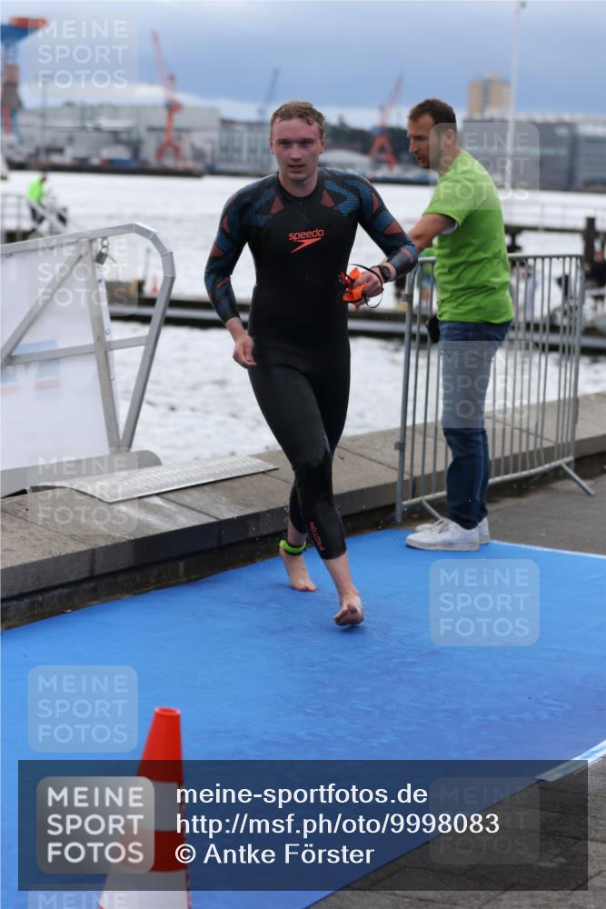 16.08.2026 - KN Förde Triathlon 2026 Antke Förster http://msf.ph/oto/9998083 16.08.2026 12:45:53 Schwimmen 515, 545, 562, 580, 587, 517, 535, 555, 557, 561, 571, 701 meine-sportfotos.de