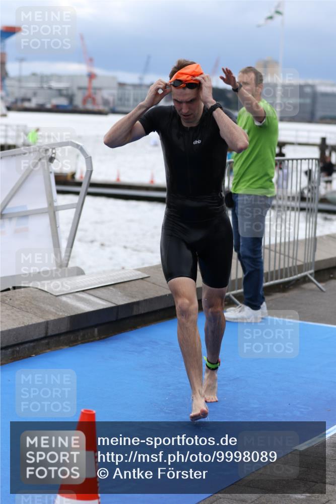 16.08.2026 - KN Förde Triathlon 2026 Antke Förster http://msf.ph/oto/9998089 16.08.2026 12:45:56 Schwimmen 515, 545, 557, 561, 562, 580, 587, 517, 535, 555, 569, 571, 701 meine-sportfotos.de