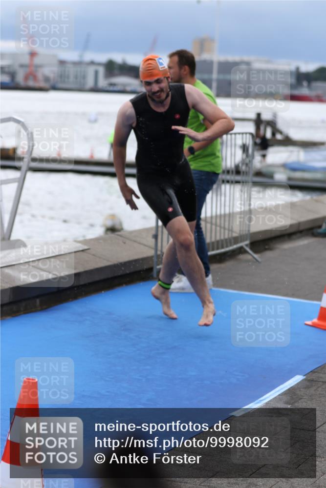 16.08.2026 - KN Förde Triathlon 2026 Antke Förster http://msf.ph/oto/9998092 16.08.2026 12:46:07 Schwimmen 515, 557, 561, 562, 580, 517, 535, 555, 569, 571, 701, 710 meine-sportfotos.de