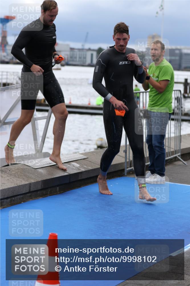 16.08.2026 - KN Förde Triathlon 2026 Antke Förster http://msf.ph/oto/9998102 16.08.2026 12:46:18 Schwimmen 517, 535, 555, 557, 561, 571, 701, 517, 555, 569, 710 meine-sportfotos.de