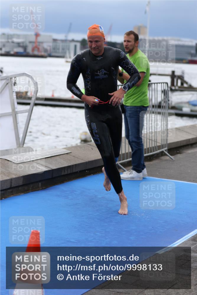 16.08.2026 - KN Förde Triathlon 2026 Antke Förster http://msf.ph/oto/9998133 16.08.2026 12:47:22 Schwimmen 585, 708, 565, 567, 573, 579, 583, 702, 705, 707, 712 meine-sportfotos.de