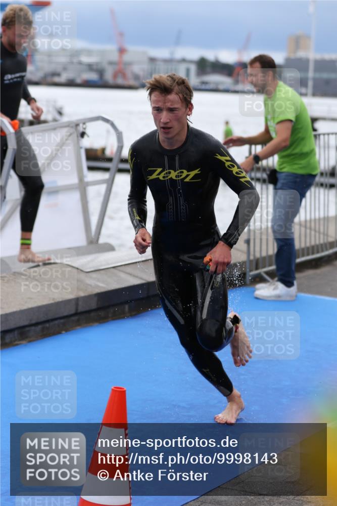 16.08.2026 - KN Förde Triathlon 2026 Antke Förster http://msf.ph/oto/9998143 16.08.2026 12:47:32 Schwimmen 567, 579, 705, 565, 572, 573, 583, 702, 707, 712 meine-sportfotos.de