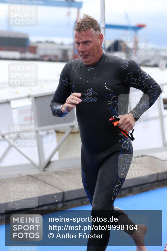 16.08.2026 - KN Förde Triathlon 2026 Antke Förster http://msf.ph/oto/9998164 16.08.2026 12:48:11 Schwimmen 565, 568, 572, 702, 707, 733, 539, 581, 586, 600 meine-sportfotos.de