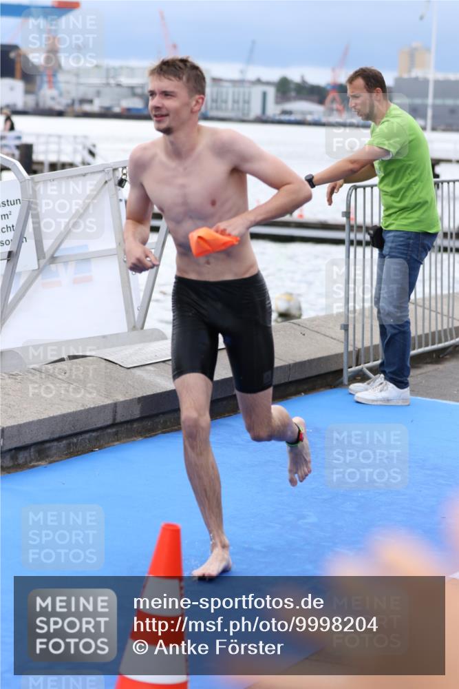 16.08.2026 - KN Förde Triathlon 2026 Antke Förster http://msf.ph/oto/9998204 16.08.2026 12:49:42 Schwimmen 576, 578, 592, 597, 578, 589, 595, 709, 711, 720 meine-sportfotos.de
