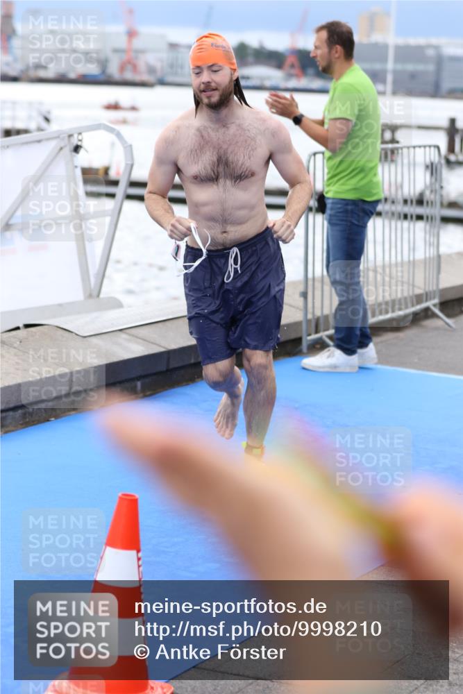 16.08.2026 - KN Förde Triathlon 2026 Antke Förster http://msf.ph/oto/9998210 16.08.2026 12:49:52 Schwimmen 578, 592, 595, 597, 720, 589, 595, 601, 605, 611, 709, 711, 740 meine-sportfotos.de
