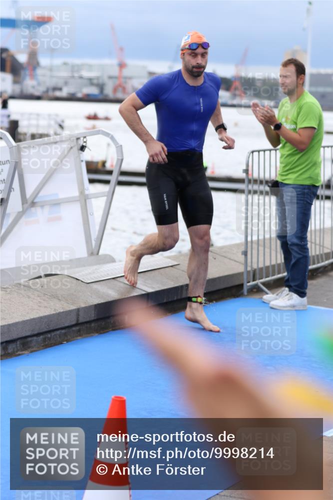 16.08.2026 - KN Förde Triathlon 2026 Antke Förster http://msf.ph/oto/9998214 16.08.2026 12:49:59 Schwimmen 578, 592, 595, 709, 720, 589, 601, 605, 611, 704, 711, 721, 740 meine-sportfotos.de