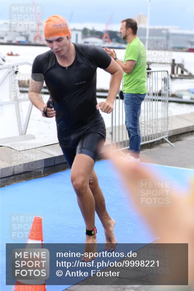 16.08.2026 - KN Förde Triathlon 2026 Antke Förster http://msf.ph/oto/9998221 16.08.2026 12:50:10 Schwimmen 589, 595, 601, 709, 711, 602, 605, 611, 704, 721, 740 meine-sportfotos.de