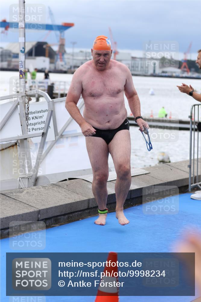 16.08.2026 - KN Förde Triathlon 2026 Antke Förster http://msf.ph/oto/9998234 16.08.2026 12:50:21 Schwimmen 589, 601, 605, 611, 711, 721, 740, 602, 603, 704, 706, 714, 727 meine-sportfotos.de