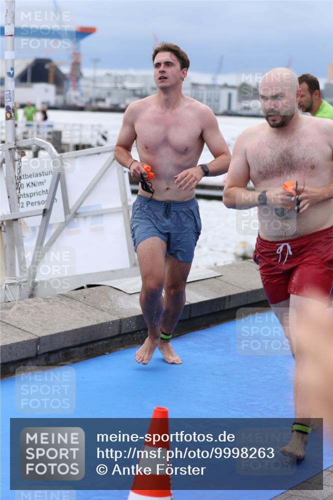 16.08.2026 - KN Förde Triathlon 2026 Antke Förster http://msf.ph/oto/9998263 16.08.2026 12:50:55 Schwimmen 596, 599, 603, 607, 706, 714, 727, 713, 715, 718, 723, 724, 725, 729 meine-sportfotos.de