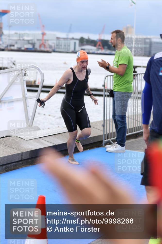 16.08.2026 - KN Förde Triathlon 2026 Antke Förster http://msf.ph/oto/9998266 16.08.2026 12:50:57 Schwimmen 596, 599, 603, 607, 706, 714, 718, 727, 713, 715, 723, 724, 725, 729 meine-sportfotos.de