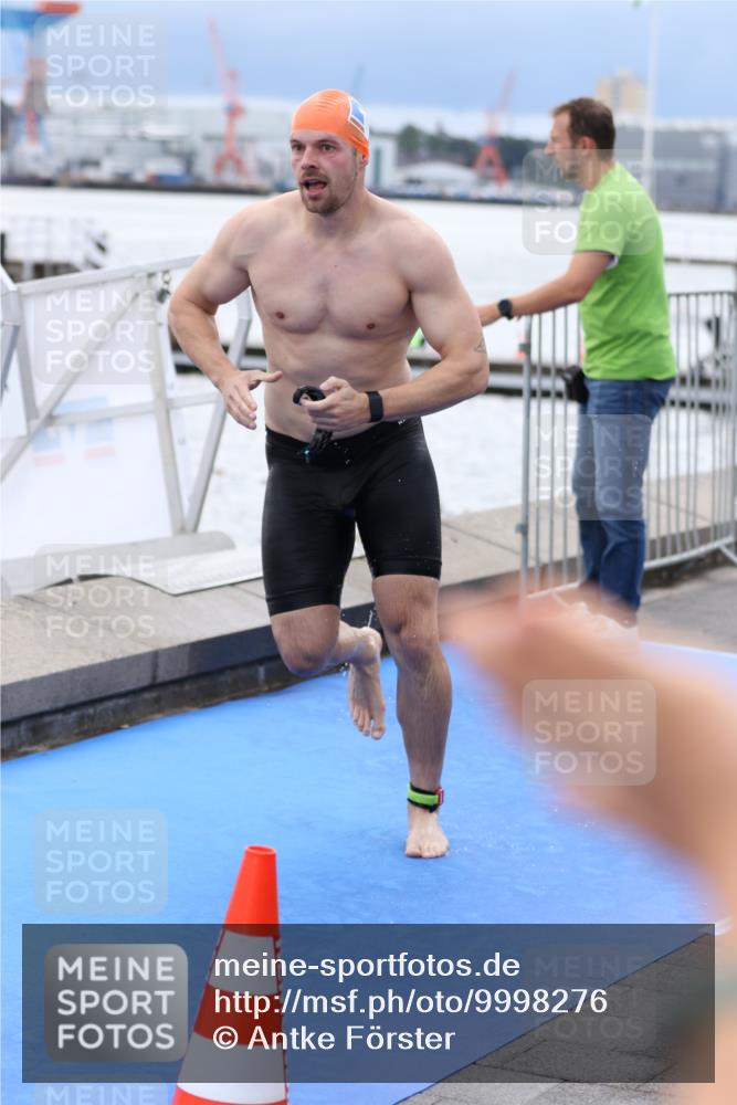 16.08.2026 - KN Förde Triathlon 2026 Antke Förster http://msf.ph/oto/9998276 16.08.2026 12:51:13 Schwimmen 599, 607, 713, 718, 723, 724, 715, 723, 725, 729 meine-sportfotos.de