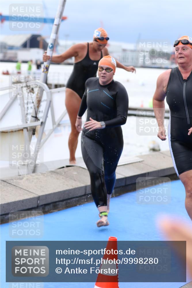 16.08.2026 - KN Förde Triathlon 2026 Antke Förster http://msf.ph/oto/9998280 16.08.2026 12:51:19 Schwimmen 713, 715, 718, 723, 724, 729, 594, 725 meine-sportfotos.de