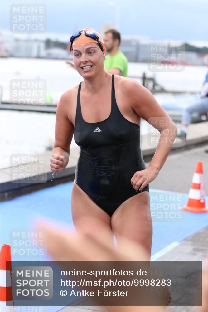16.08.2026 - KN Förde Triathlon 2026 Antke Förster http://msf.ph/oto/9998283 16.08.2026 12:51:21 Schwimmen 713, 715, 718, 723, 724, 725, 729, 594 meine-sportfotos.de